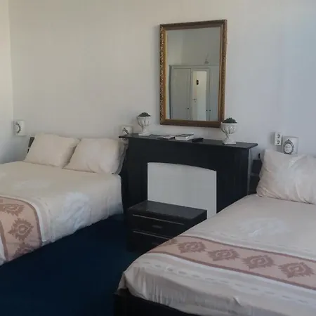 All-in Hotel